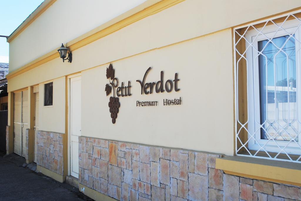 Hostal Petit Verdot Santa Cruz Exterior photo